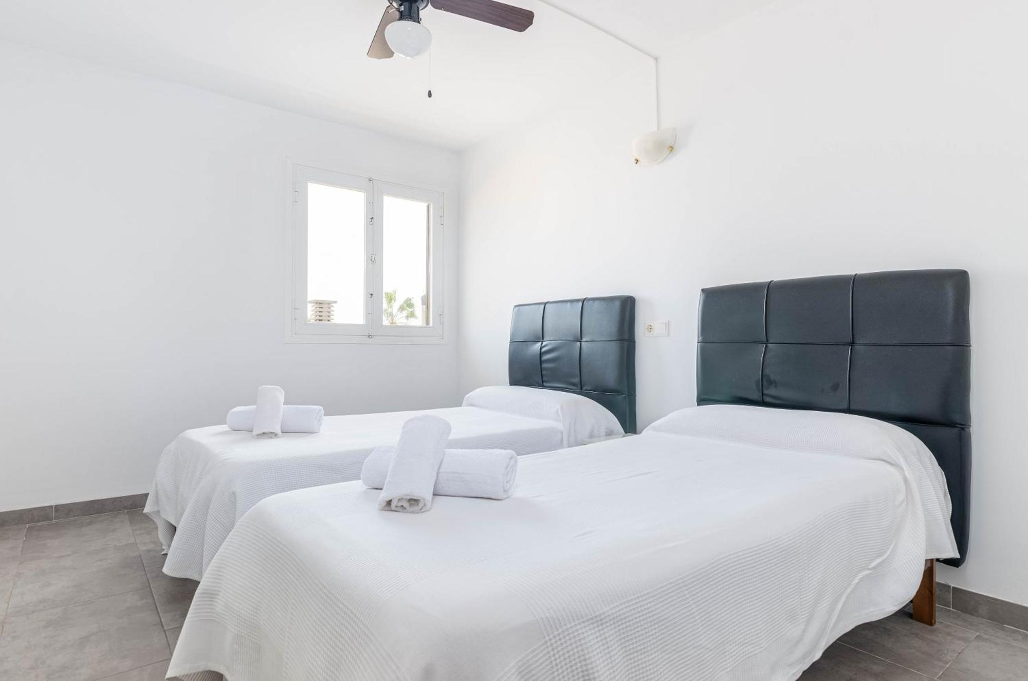 YourHouse Acapulco Apartments Can Picafort  Extérieur photo