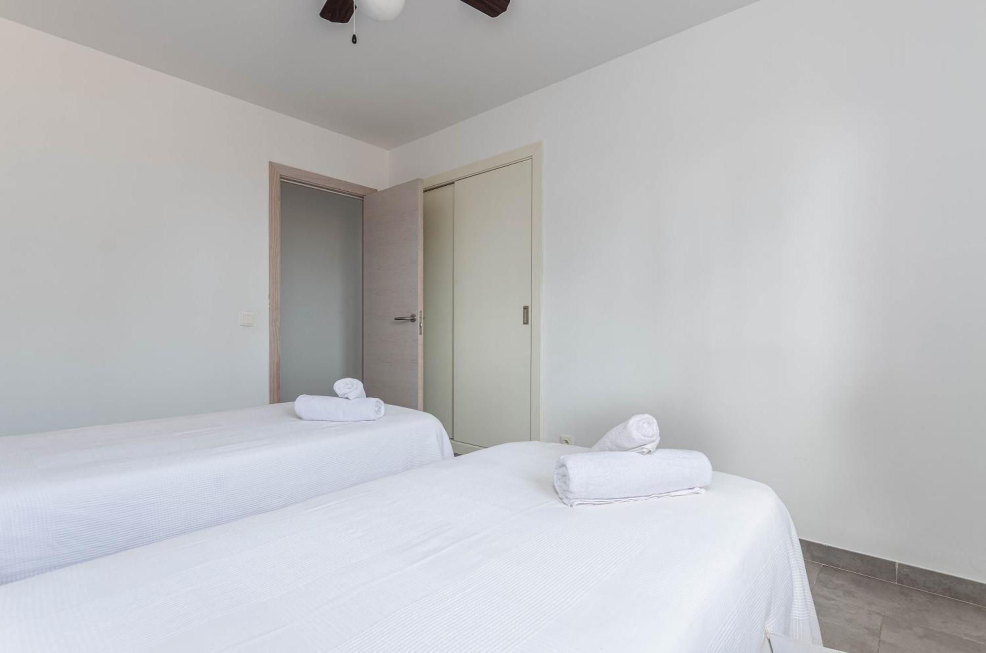 YourHouse Acapulco Apartments Can Picafort  Extérieur photo